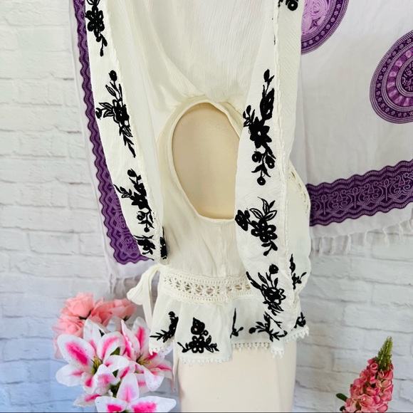 Free People Embroidered Blouse - Picture 12 of 16
